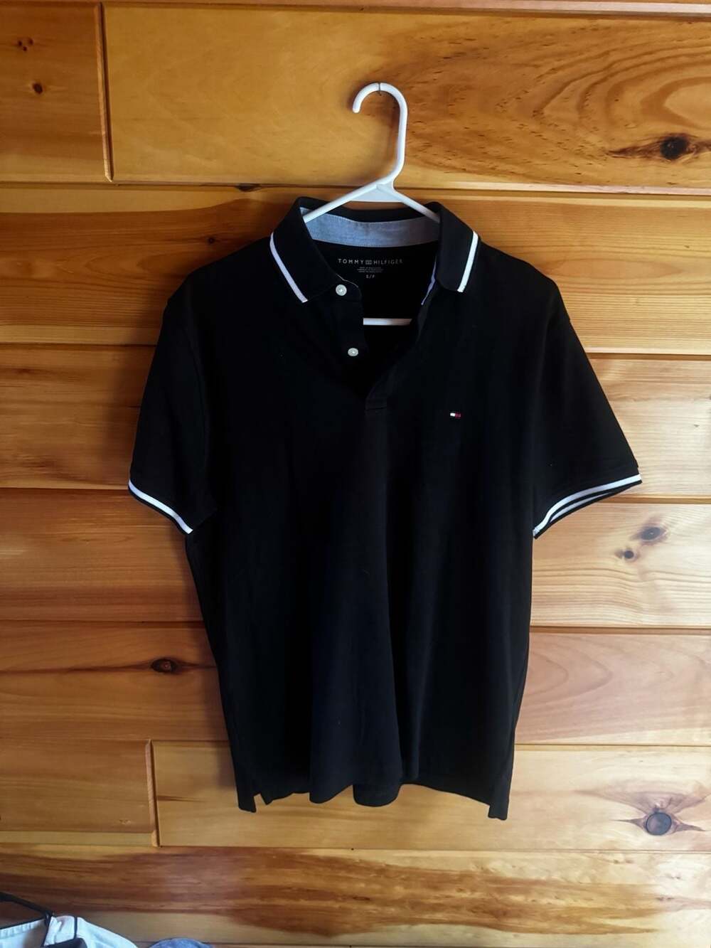Tommy Hilfiger Black Polo Shirt White Tipped Collar Size Small